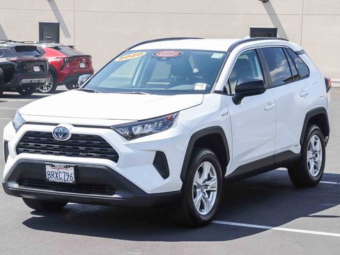 Certified 2020 Toyota RAV4 LE w/ All Weather Liner Package AWD/4WD image 3