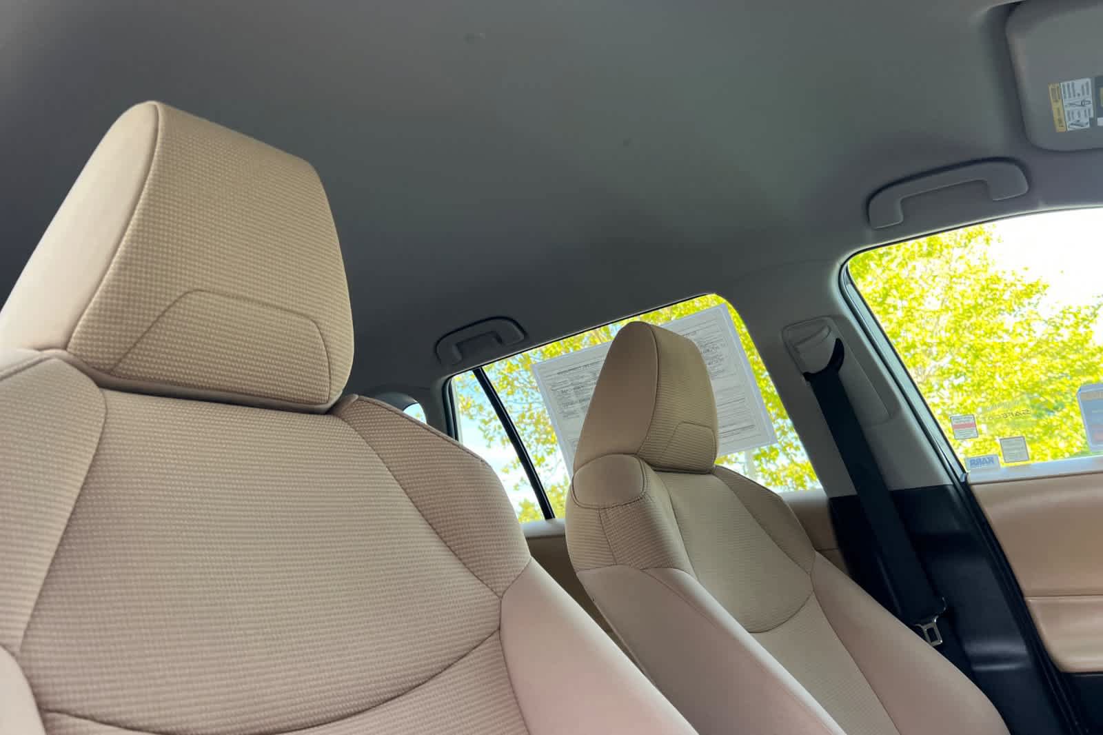 Certified 2021 Toyota RAV4 LE FWD image 17
