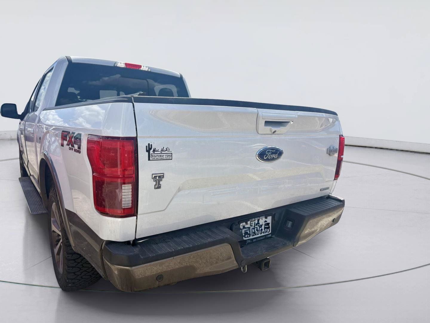 Used 2019 Ford F150 King Ranch w/ Equipment Group 601A Luxury AWD/4WD image 8
