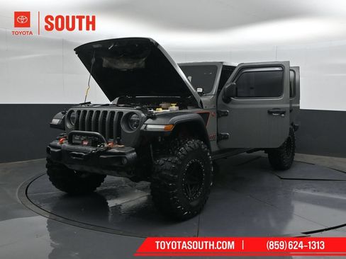 Used 2021 Jeep Gladiator Mojave w/ Dual Top Group AWD/4WD image 55