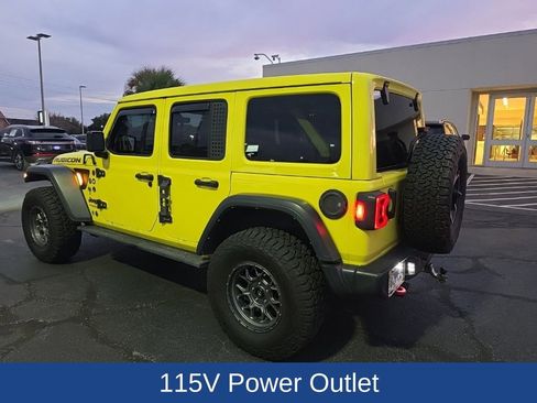 Used 2022 Jeep Wrangler Unlimited Rubicon image 9