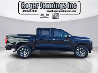 Used 2023 Chevrolet Colorado Z71 w/ Z71 Convenience Package 2