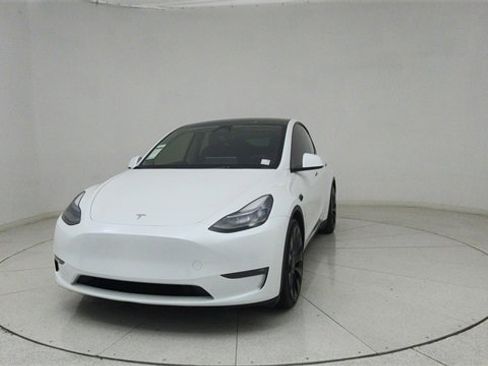 Used 2023 Tesla Model Y Performance image 63