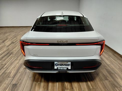 Used 2025 Kia K4 FWD image 24