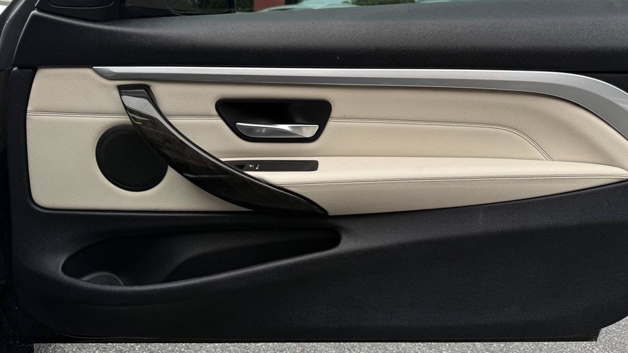 Used 2020 BMW 430i Convertible w/ Convenience Package RWD image 15