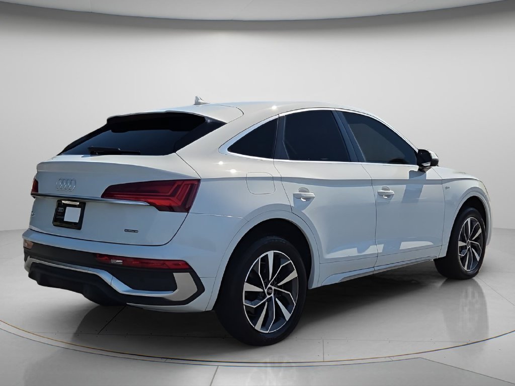 Used 2023 Audi Q5 2.0T Premium w/ Convenience Package AWD/4WD image 7