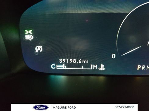 Used 2022 Lincoln Nautilus Reserve AWD/4WD image 26