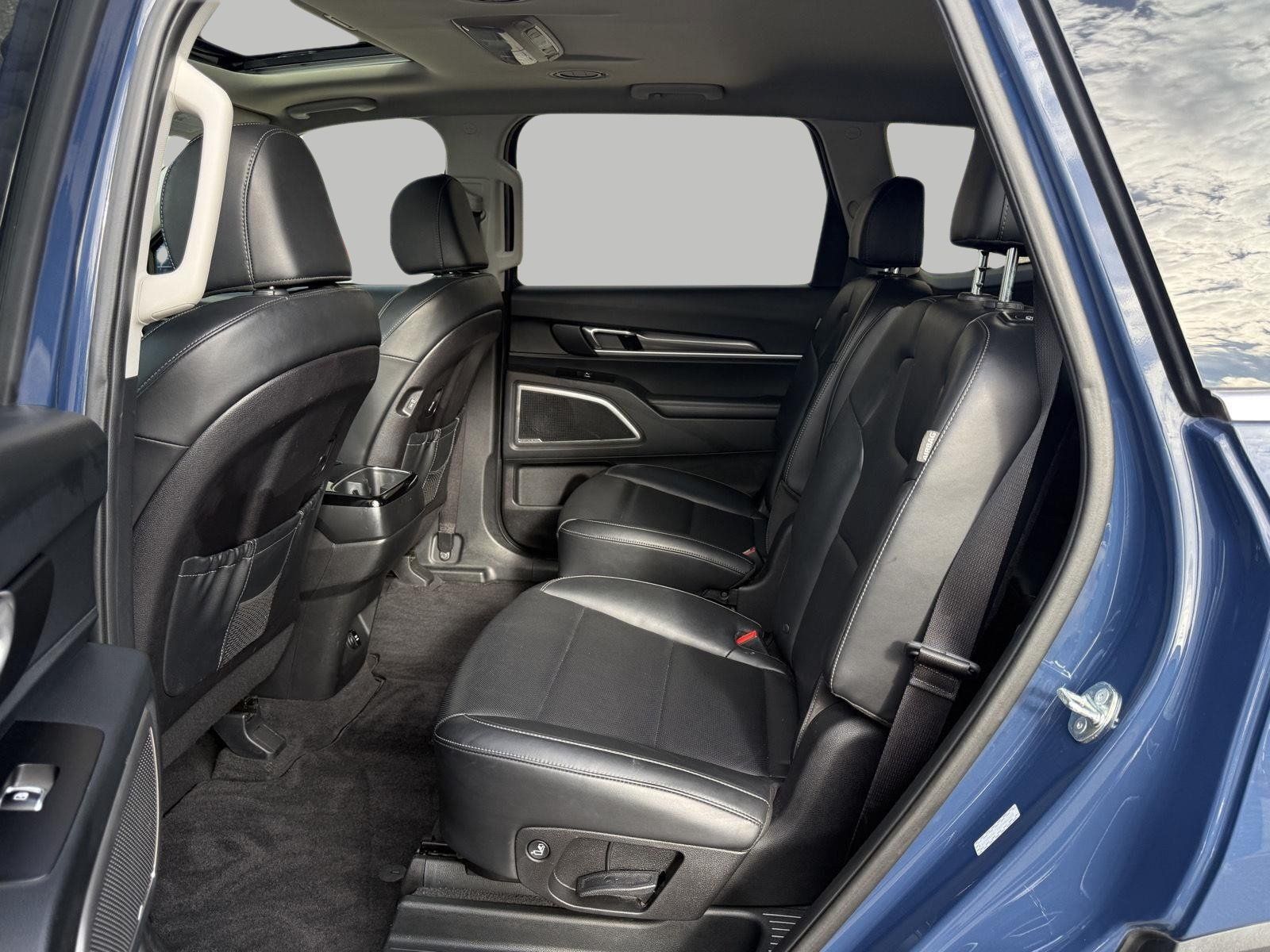 Used 2025 Kia Telluride S AWD/4WD image 27