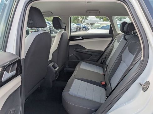Used 2025 Volkswagen Taos S image 8