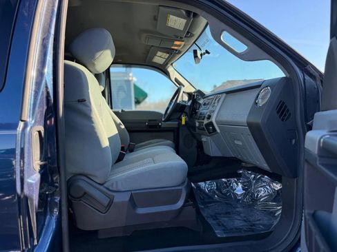 Used 2016 Ford F250 XLT w/ XLT Value Package image 11