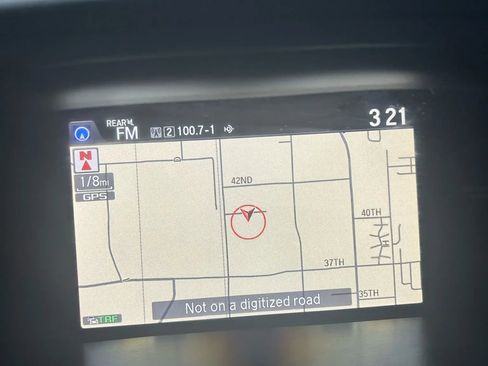 Used 2014 Honda Odyssey Touring Elite image 17