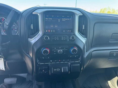 Used 2022 Chevrolet Silverado 2500 LT w/ Fleet Comfort Package AWD/4WD image 23
