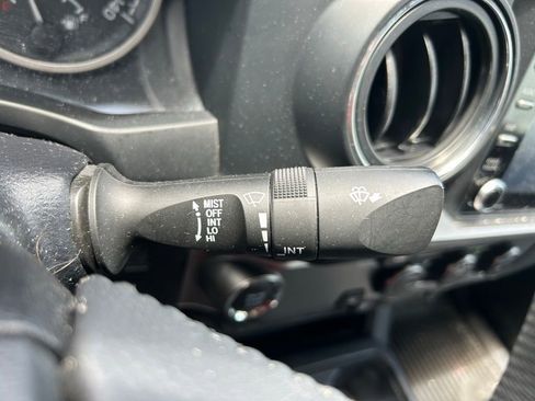 Used 2023 Toyota Tacoma SR5 RWD image 22
