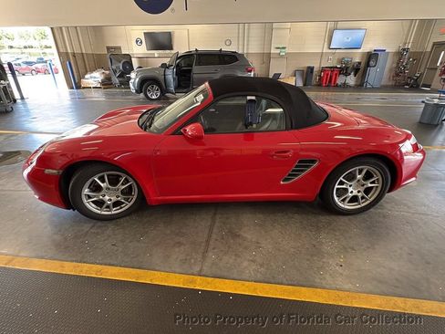 Used 2005 Porsche Boxster RWD image 7