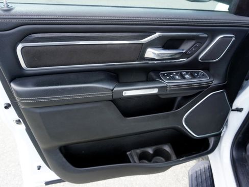 Used 2023 RAM 1500 Laramie image 11