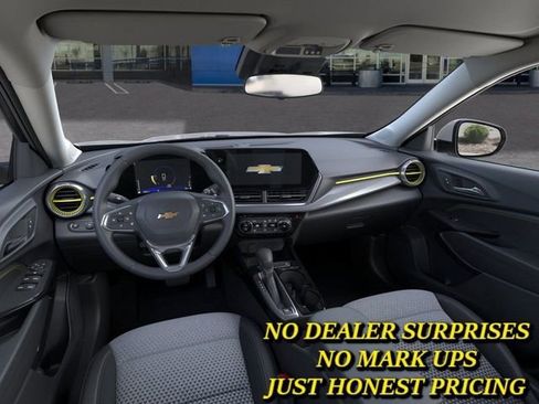 New 2026 Chevrolet Trax LT w/ Driver Confidence Package image 15
