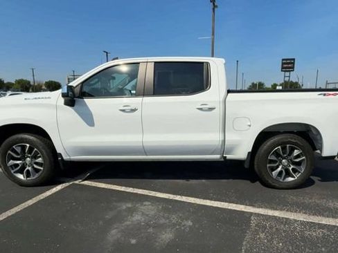 Used 2024 Chevrolet Silverado 1500 LT AWD/4WD image 5