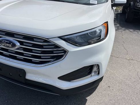 Used 2022 Ford Edge SEL w/ Convenience Package AWD/4WD image 11