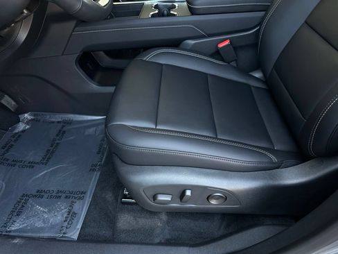 New 2026 GMC Acadia Elevation w/ Elevation Premium Package FWD image 12