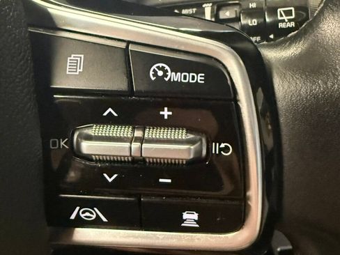 Used 2023 Kia Sorento SX FWD image 20
