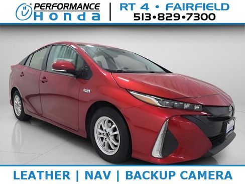 Used 2018 Toyota Prius Prime Premium image 1