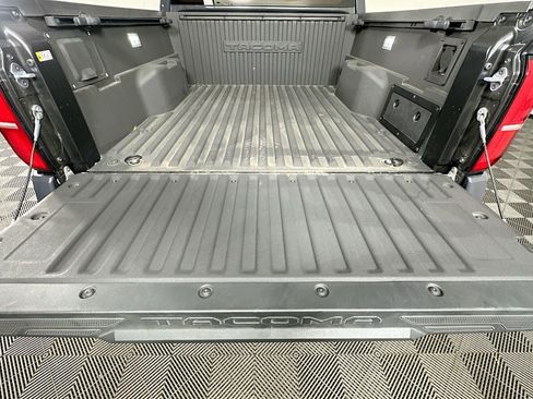 Used 2024 Toyota Tacoma TRD Off-Road w/ TRD Off Road Premium Package image 24