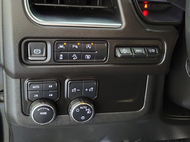 Used 2024 Chevrolet Tahoe Premier AWD/4WD image 24