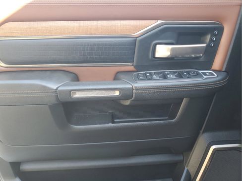 Used 2019 RAM 3500 Limited image 14