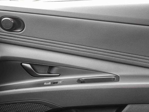 New 2026 Hyundai Elantra Sport FWD image 24