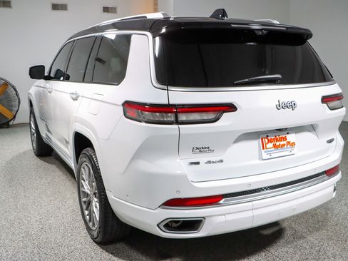 Used 2022 Jeep Grand Cherokee L Summit w/ Advanced Protech Group IV image 9