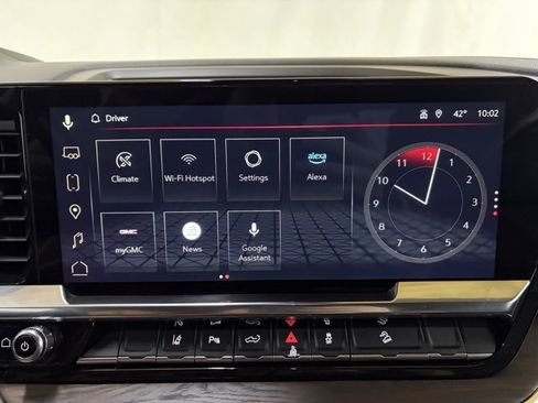 Used 2025 GMC Sierra 2500 SLT w/ SLT Premium Package image 49