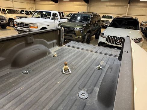 Used 2018 RAM 3500 Laramie RWD image 16