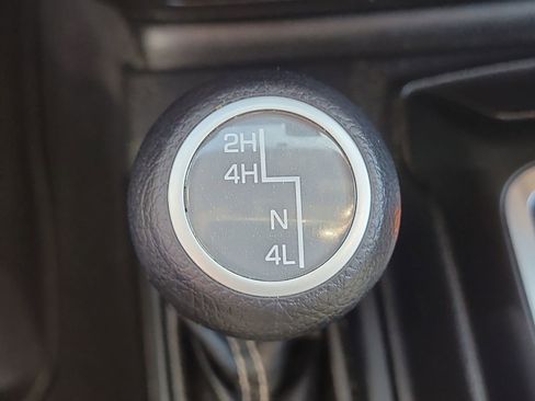 Used 2019 Jeep Wrangler Unlimited Sahara image 26