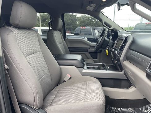 Used 2019 Ford F350 XLT w/ XLT Premium Package AWD/4WD image 23