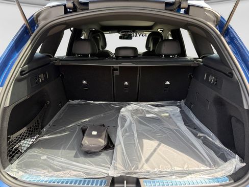 New 2026 Mercedes-Benz GLC 300 4MATIC image 19