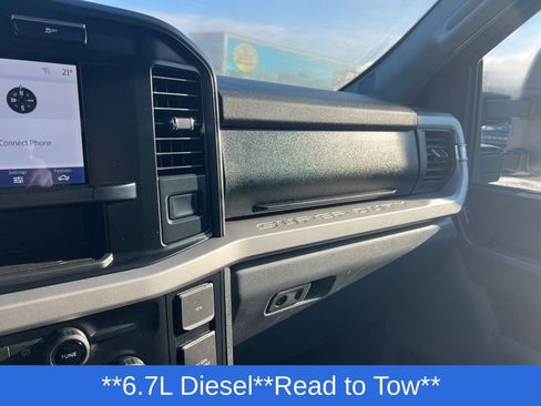 Used 2024 Ford F350 XLT image 26