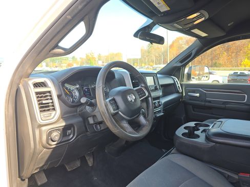 Used 2021 RAM 2500 Big Horn image 22