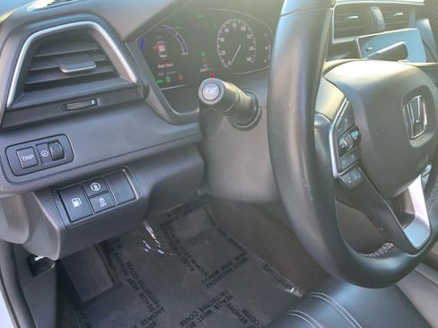 Used 2019 Honda Insight Touring image 14