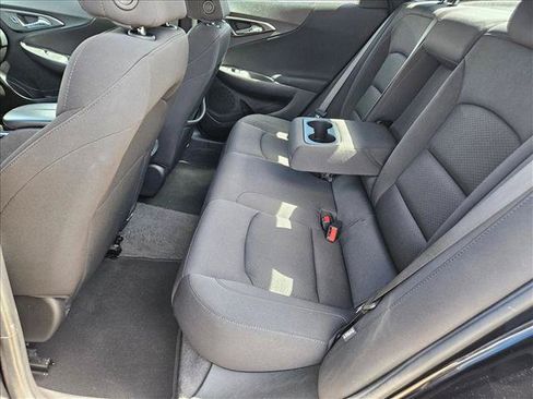 Used 2025 Chevrolet Malibu LT FWD image 13