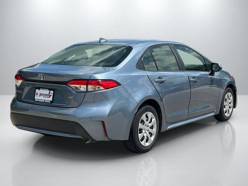 Used 2021 Toyota Corolla LE FWD image 5
