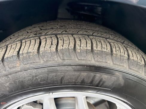 Used 2024 Ford Edge SEL w/ Convenience Package image 22