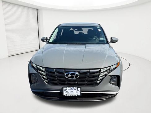 Certified 2024 Hyundai Tucson SE FWD image 2