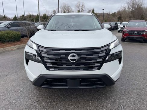 New 2026 Nissan Rogue SV w/ Cold Weather Package AWD/4WD image 2