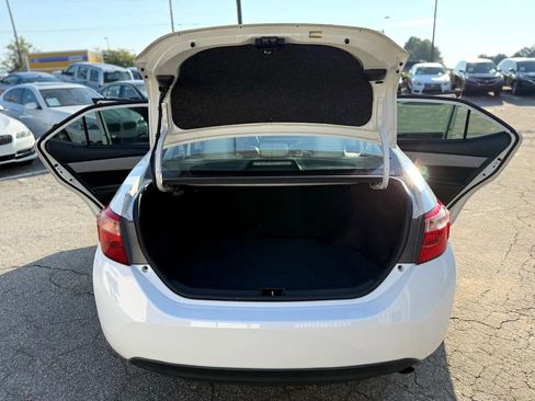Used 2019 Toyota Corolla LE FWD image 32