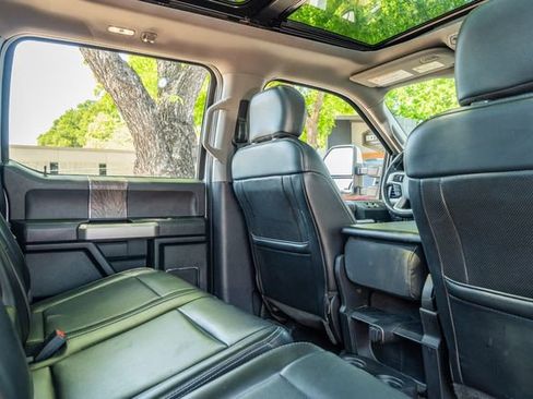 Used 2019 Ford F350 Lariat w/ Lariat Ultimate Package AWD/4WD image 42