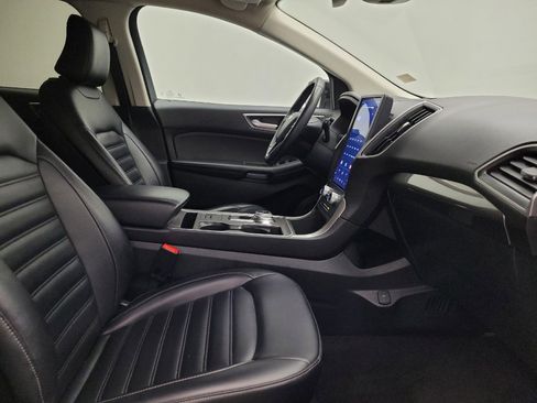 Used 2023 Ford Edge SEL image 21
