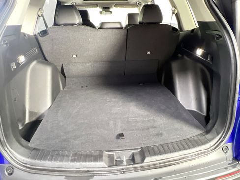 Used 2023 Honda CR-V EX-L image 25