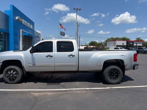 Used 2011 Chevrolet Silverado 3500 LT w/ Interior Plus Package AWD/4WD image 3