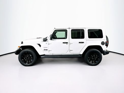 Used 2023 Jeep Wrangler Sahara w/ Cold Weather Group AWD/4WD image 4