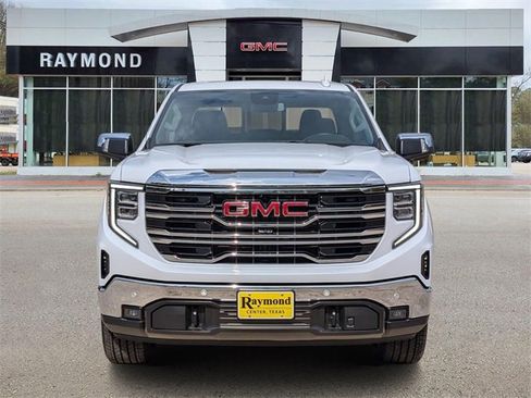 New 2026 GMC Sierra 1500 SLT image 2
